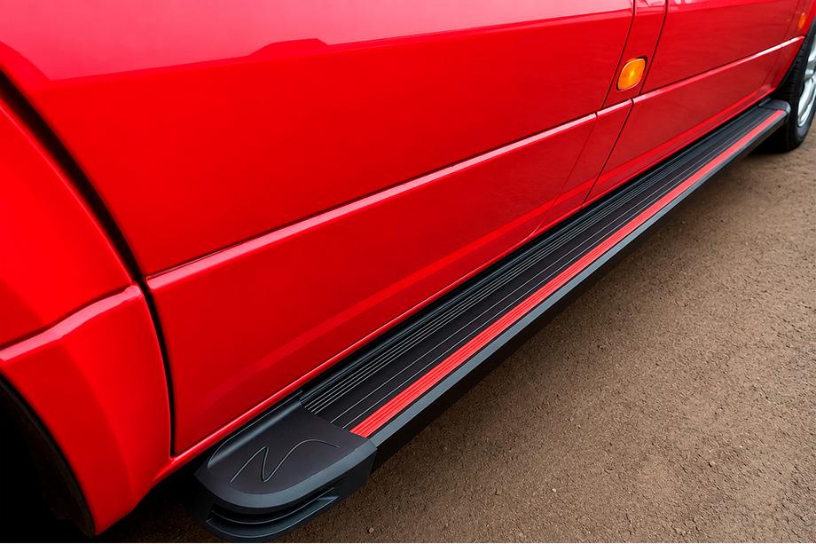 Volkswagen Crafter 2006–2016 Boční nášlapy Maya Red (2 ks, hliník) Long/ExtraLong Image