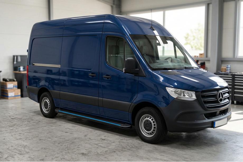 Mercedes Sprinter W907/W910 2018– Boční nášlapy Maya Blue (2 ks, hliník) Long/ExtraLong Image