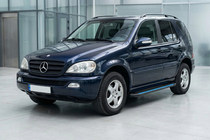 Mercedes ML W163 1997–2005 Boční nášlapy Maya Blue (2 ks, hliník) fotografie 1