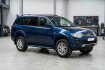 Mitsubishi Pajero Sport 2008–2015 Boční nášlapy Maya Blue (2 ks, hliník) fotografie 1