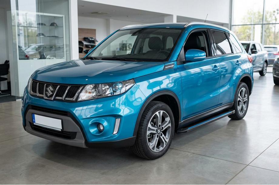Suzuki Vitara 2015– Boční nášlapy Maya Blue (2 ks, hliník) Image