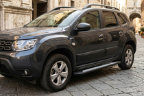 Dacia Duster 2018–2024 Boční nášlapy New Vision Black (2 ks, hliník) fotografie 1
