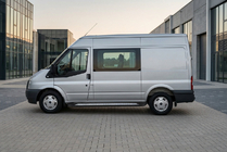 Ford Transit 2000–2014 Boční nášlapy New Vision Black (2 ks, hliník) L3/L4 (dlouhá) fotografie 1
