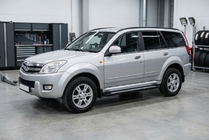 GreatWall Haval/Hover H3 2005–2013 Boční nášlapy New Vision Black (2 ks, hliník) fotografie 1