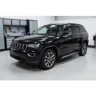 Boční nášlapy New Vision Black (2 ks, hliník) Jeep Grand Cherokee WK2 2010–2021 fotografie 1