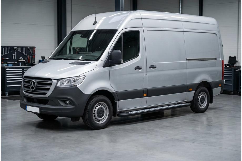 Mercedes Sprinter W907/W910 2018– Boční nášlapy New Vision Black (2 ks, hliník) Long/ExtraLong Image