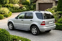 Mercedes ML W163 1997–2005 Boční nášlapy New Vision Black (2 ks, hliník) fotografie 1