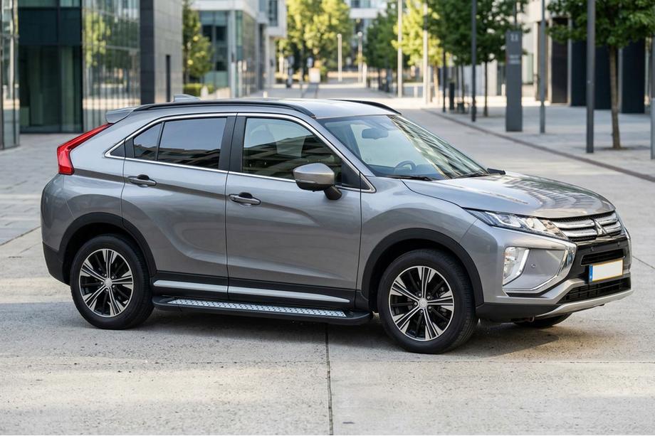 Mitsubishi Eclipse Cross 2017– Boční nášlapy New Vision Black (2 ks, hliník) Fotografie 1