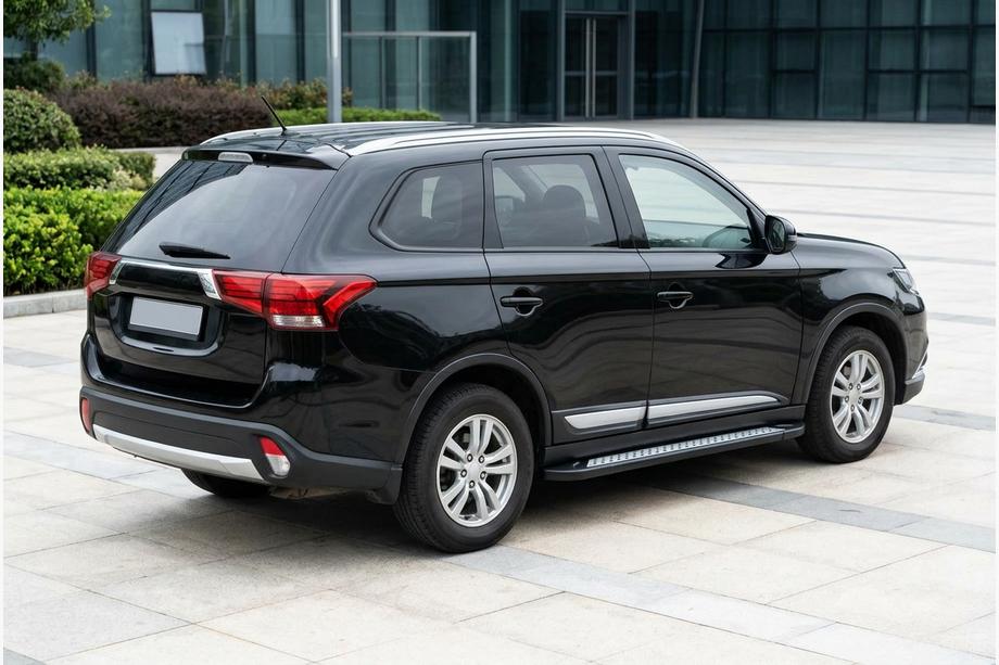 Mitsubishi Outlander 2012–2021 Boční nášlapy New Vision Black (2 ks, hliník) Image