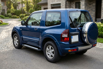 Mitsubishi Pajero Wagon III 1999–2006 Boční nášlapy New Vision Black (2 ks, hliník) fotografie 1