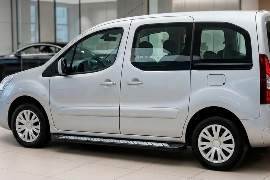 Peugeot Partner Tepee 2008–2018 Boční nášlapy New Vision Black (2 ks, hliník) Image