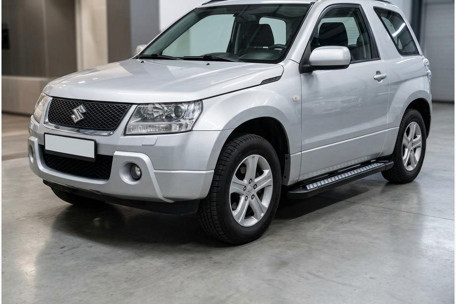 Suzuki Grand Vitara 2005–2017 Boční nášlapy New Vision Black (2 ks, hliník) Image