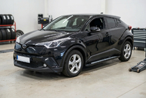 Toyota C-HR 2016–2023 Boční nášlapy New Vision Black (2 ks, hliník) fotografie 1