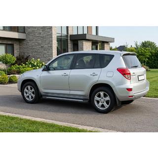 Boční nášlapy New Vision Black (2 ks, hliník) Toyota Rav 4 2006–2013 fotografie 1