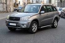 Toyota Rav 4 2001–2005 Boční nášlapy New Vision Black (2 ks, hliník) fotografie 1