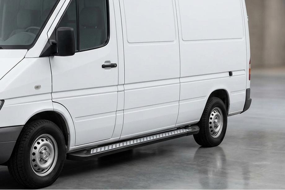 Volkswagen LT 1995–2006 Boční nášlapy New Vision Black (2 ks, hliník) Image