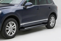 Volkswagen Touareg 2002–2010 Boční nášlapy New Vision Black (2 ks, hliník) fotografie 1