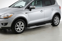 Ford Kuga 2008–2013 Boční nášlapy Tayga V2 (2 ks, hliník) fotografie 1