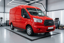 Ford Transit 2014– Boční nášlapy Maya Red (2 ks, hliník) fotografie 1
