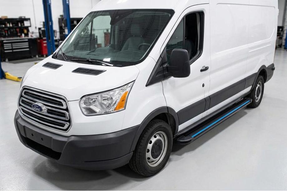 Ford Transit 2014– Boční nášlapy Maya Blue (2 ks, hliník) L1 (Regular) Image