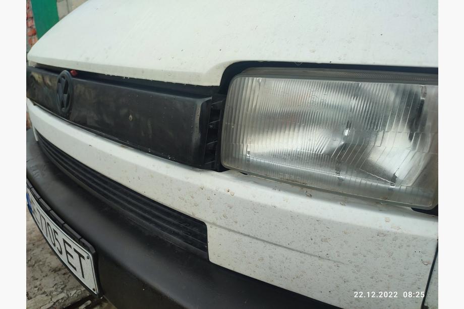Volkswagen T4 Transporter 1990–2003 Zimní horní kryt masky chladiče Matná pro šikmou příď Fotografie 4