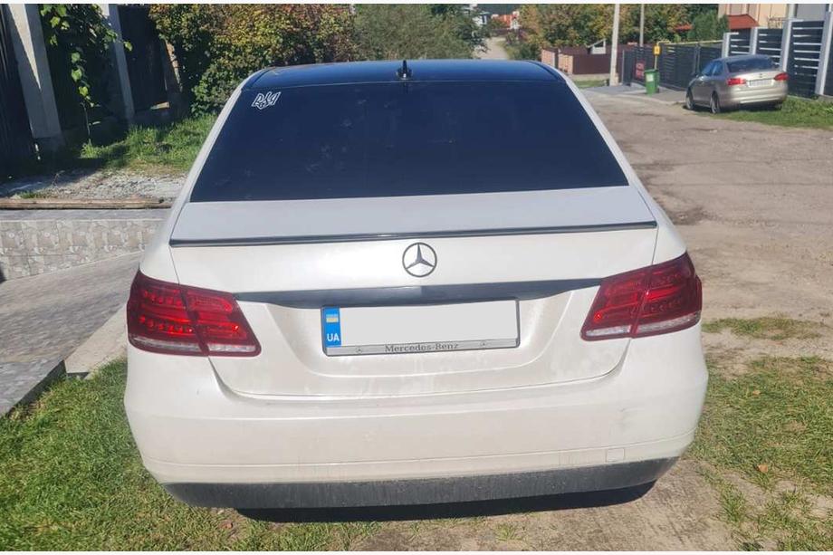 Mercedes E-Class W212 2009–2016 Zadní světla (sada, facelift) Fotografie 4