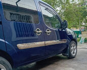 Fiat Doblo I 2005–2010 Dveřní lišty – široký typ (4 ks, nerez) Carmos - turecká ocel fotografie 2