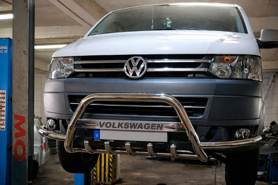Volkswagen T5 2010–2015 Přední ochranný rám WT004ST (nerez) Image