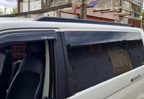 Volkswagen T5 Caravelle 2004–2010 Integrované střešní ližiny (černé) fotografie 41