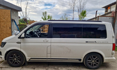 Volkswagen T5 2010–2015 Integrované střešní ližiny (černé) Krátký rozvor fotografie 42