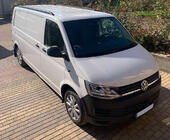 Volkswagen T6 2015–2024 Integrované střešní ližiny (černé) fotografie 37