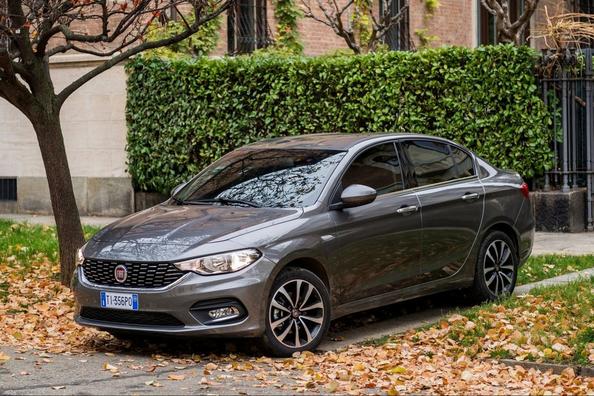 Recenze kompaktního sedanu Fiat Tipo