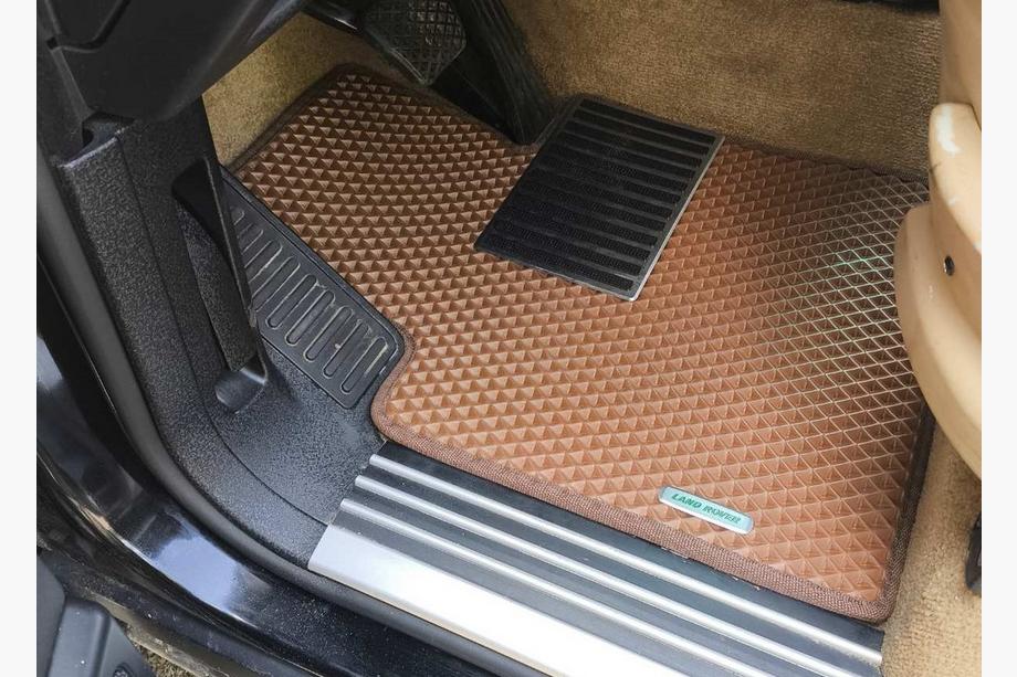 Range Rover III L322 2002–2012 Autokoberce EVA (cihlový vzor) V-1 Image