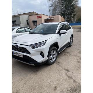 Boční nášlapy OEM V1A (2 ks, hliník) Toyota Rav 4 2019–2025 fotografie 2