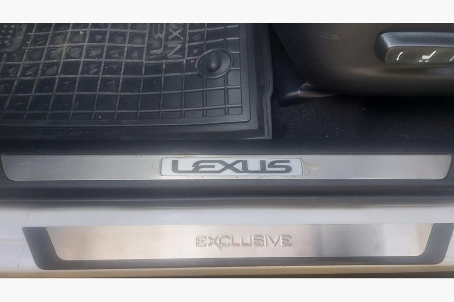 Lexus NX 2014–2021 Chromované kryty prahů (4 ks) Image