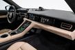 Elektrický sportovní sedan Porsche Taycan s pohonem všech kol fotografie 10