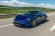 Elektrický sportovní sedan Porsche Taycan s pohonem všech kol fotografie 2