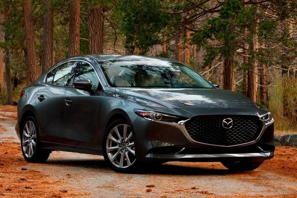 Čtvrtá generace kompaktního sedanu Mazda 3