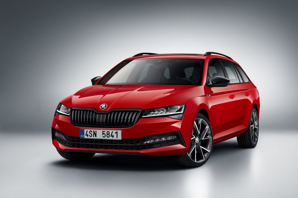 Faceliftovaná verze modelu Skoda Superb Combi