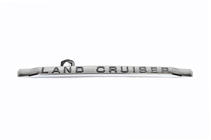 Toyota Land Cruiser 200 2007–2021 LED lišta nad SPZ (2016+) fotografie 7