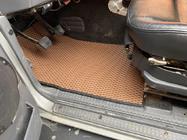 Nissan Patrol Y60 1988–1997 EVA autokoberce (cihlový vzor) fotografie 12