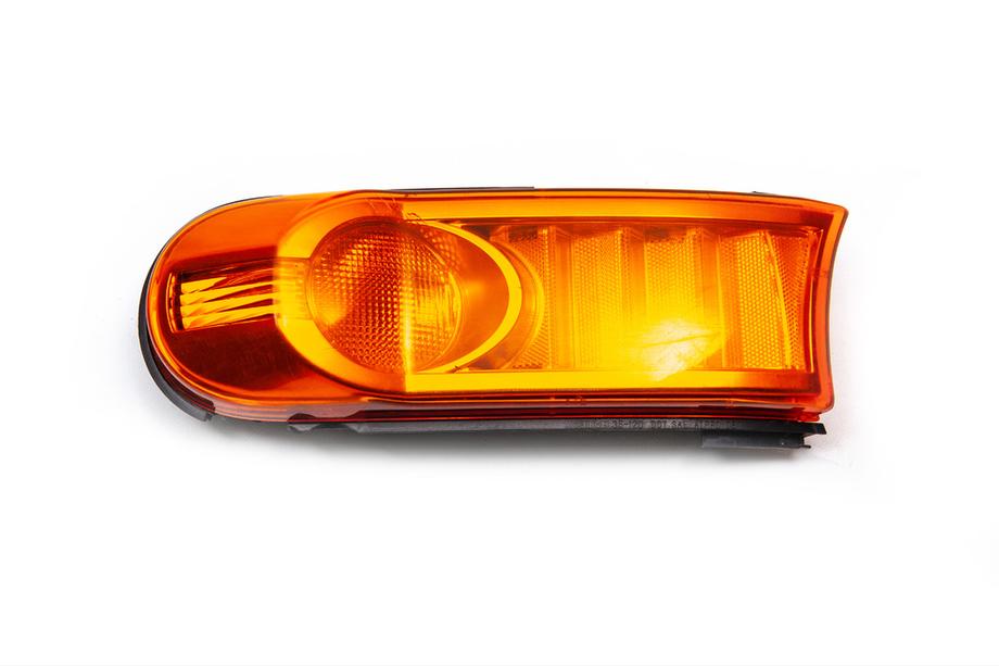 Toyota FJ Cruiser 2006–2022 Výprodej! Přední blinkr použitý (pravý, 1 ks) Fotografie 1