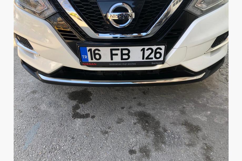 Nissan Qashqai 2014–2021 Nerezová ochranná lišta na přední nárazník (2017↗︎) Fotografie 7