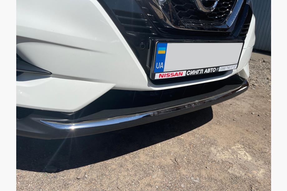 Nissan Qashqai 2014–2021 Nerezová ochranná lišta na přední nárazník (2017↗︎) Fotografie 3