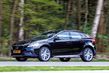 Terénní úprava hatchbacku Volvo V40 Cross Country fotografie 2