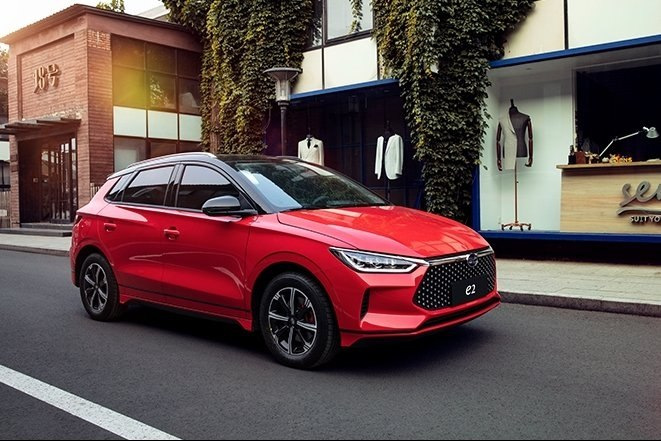 Elektrický pětidveřový hatchback BYD e2