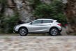 Kompaktní crossover Infiniti QX30 fotografie 14