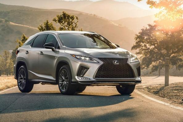 Faceliftovaná verze crossoveru Lexus RX