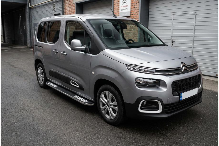 Citroen Berlingo/Multispace 2018– Boční nášlapy Tayga V2 (2 ks, hliník) Image