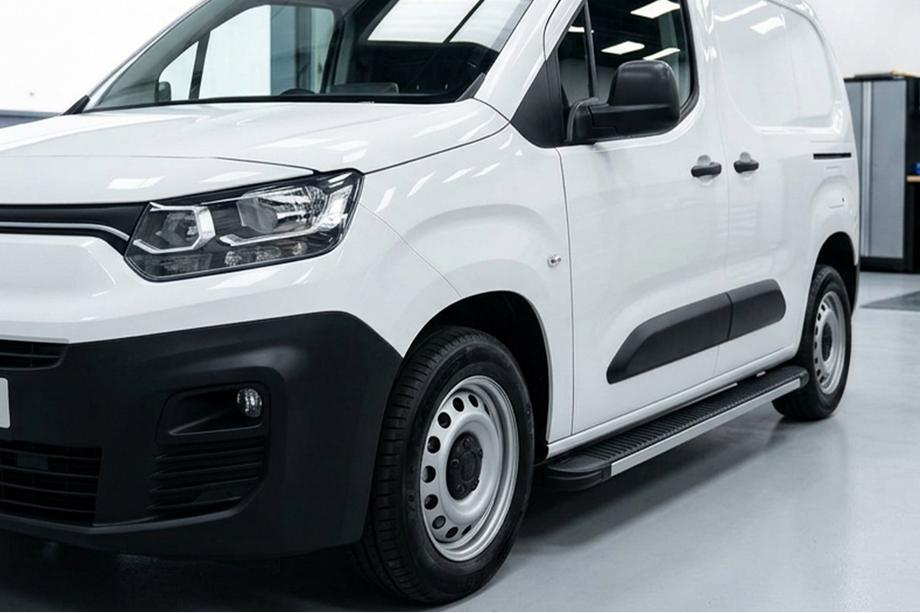 Peugeot Partner/Rifter 2019– Boční nášlapy Maya V1 (2 ks, hliník) Image